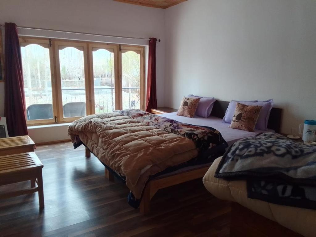 Sernang Homestay Hundar Exterior foto