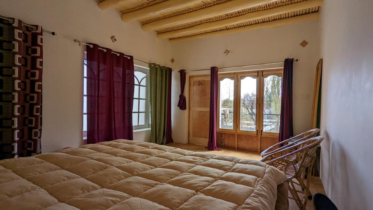 Sernang Homestay Hundar Exterior foto