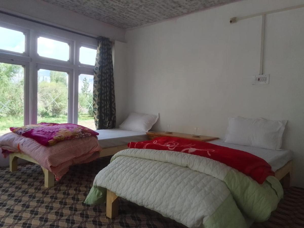 Sernang Homestay Hundar Exterior foto